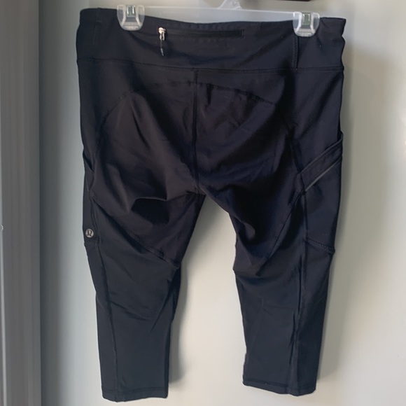 Cropped Lululemon Leggings 25” - Picture 2 of 3